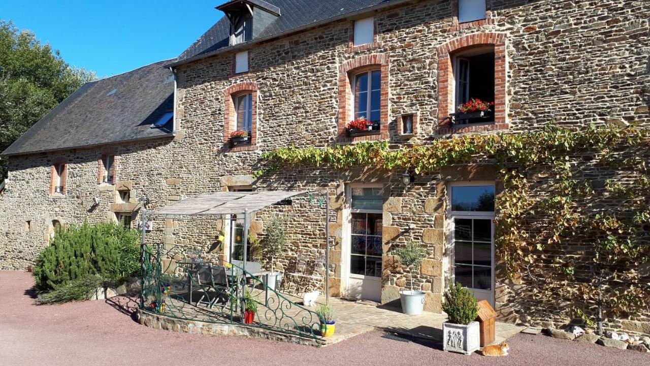 Bed and Breakfast Les Sources Poilley  Экстерьер фото